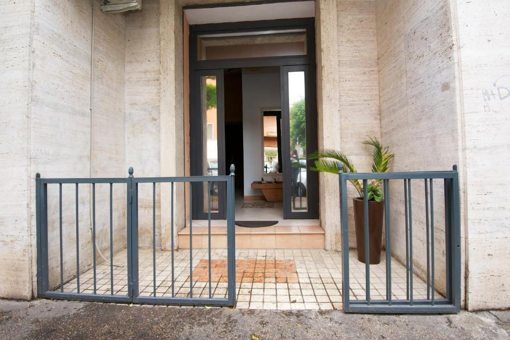 Guesthouse Il Gong โรม ภายนอก รูปภาพ