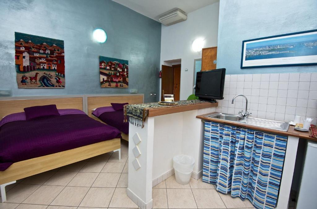 Guesthouse Il Gong โรม ภายนอก รูปภาพ